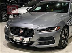 جاكوار XE